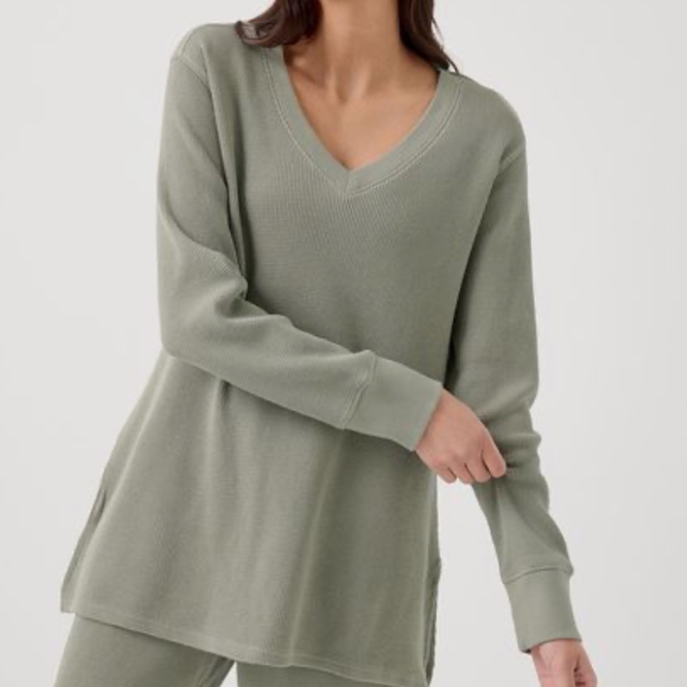 PACT THERMAL WAFFLE  Long Sleeve‎ V-neck Tunic Sage Green Cotton Medium